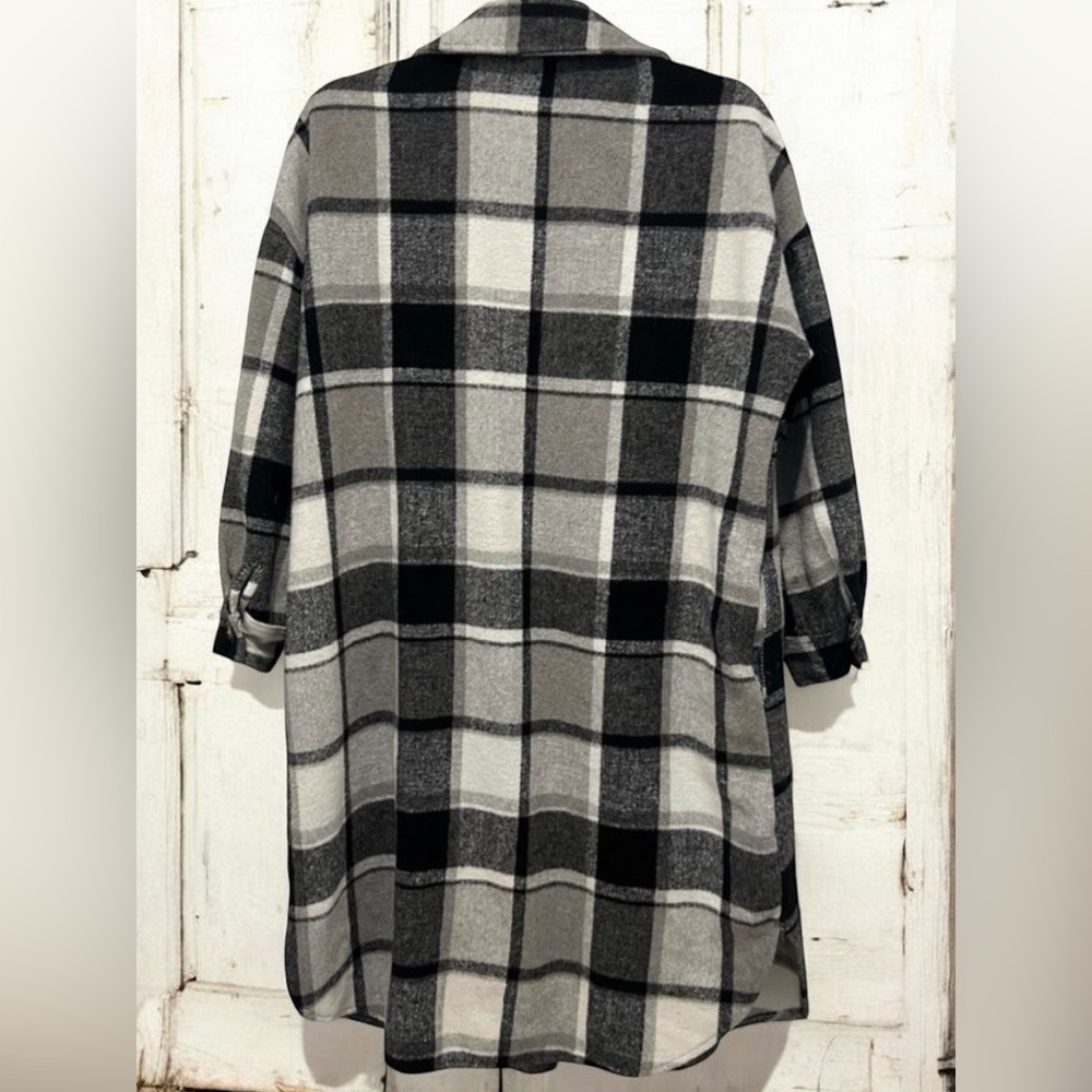 🚨Plaid Longline Button-Up Coat - Picture 3 of 3
